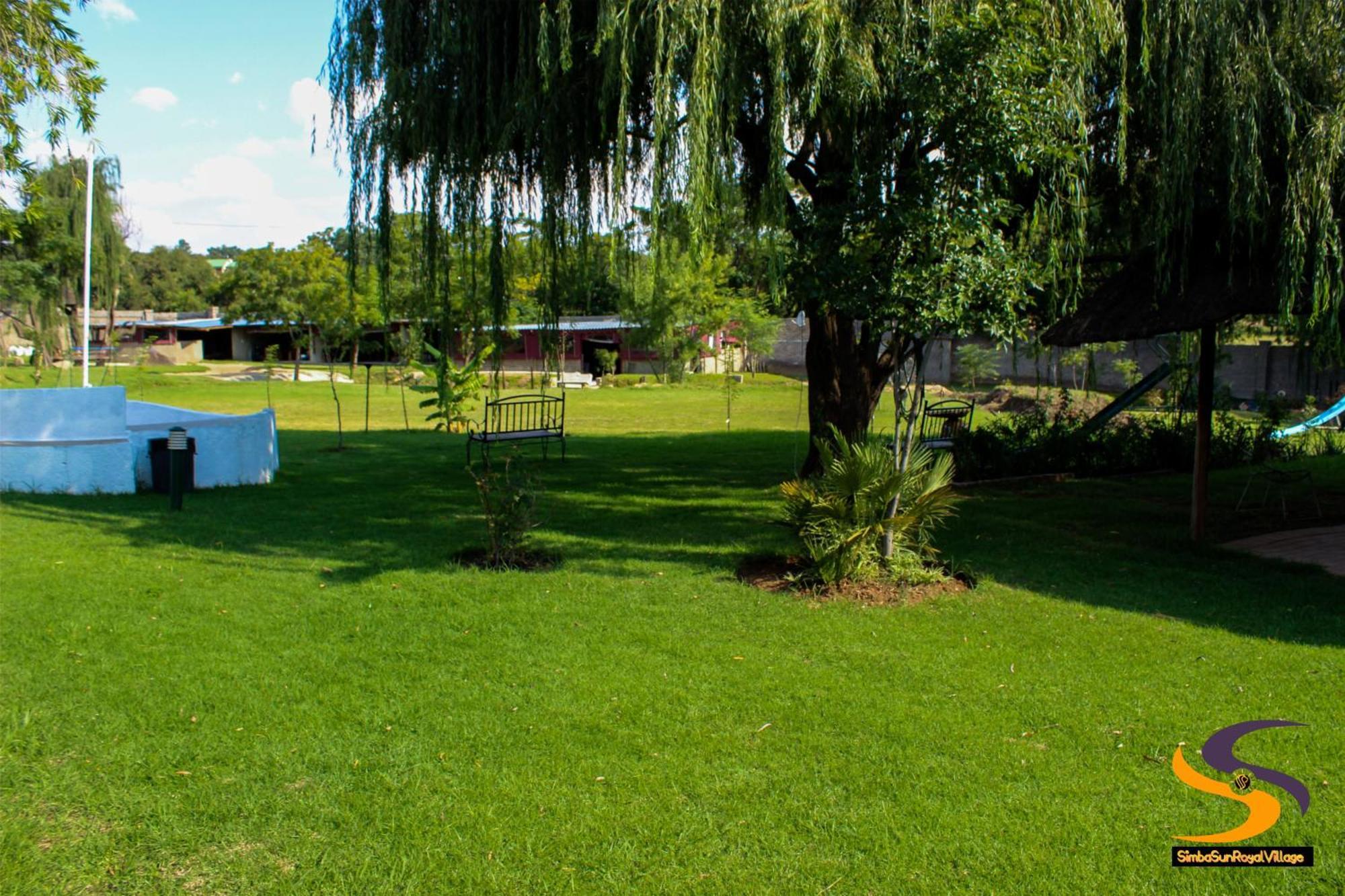 Simbasun Cottages Midrand Bagian luar foto