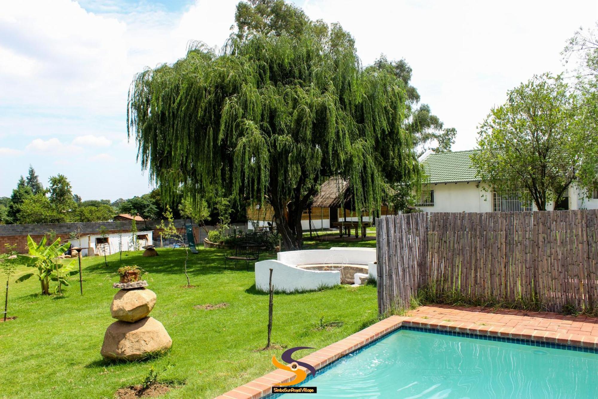 Simbasun Cottages Midrand Bagian luar foto
